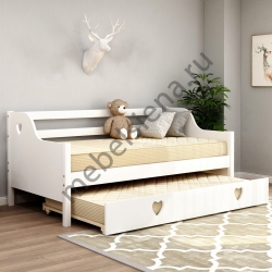 Детская деревянная кровать Авита
